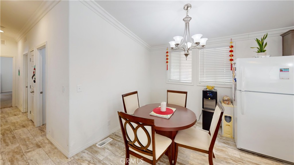 11301 Euclid 73a Property Photo 27