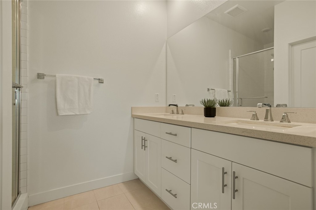 10942 Champions Lane Property Photo 17