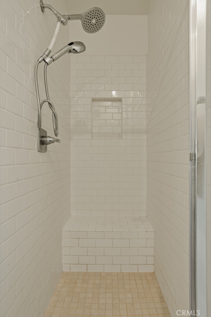 10942 Champions Lane Property Photo 19
