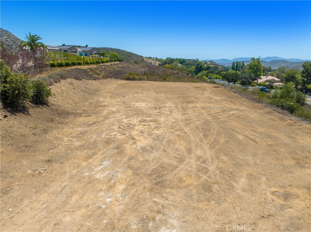 1820 Dawn Meadow Street Property Photo 6