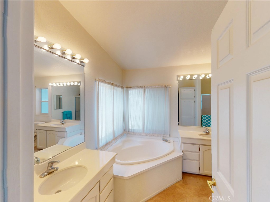 913 Ironwood Lane Property Photo 17
