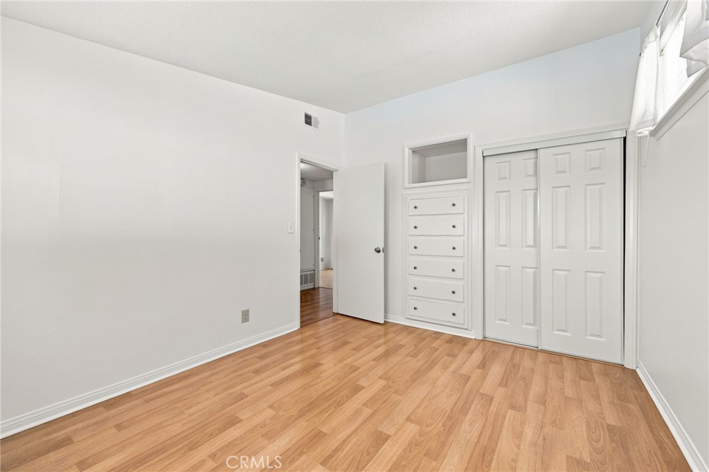 249 Dryden St. Property Photo 14