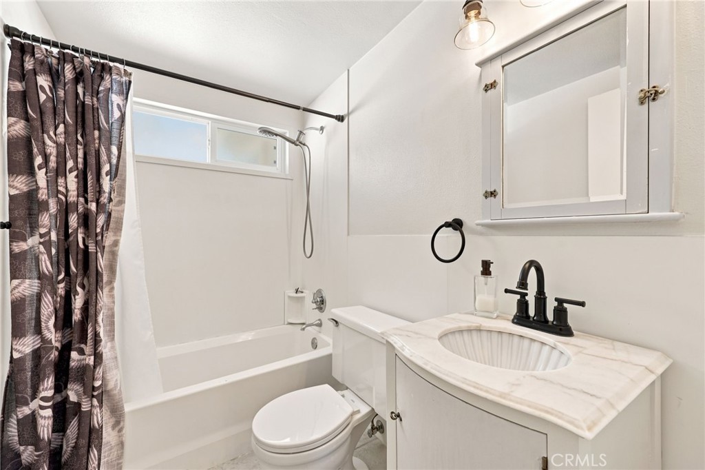249 Dryden St. Property Photo 19