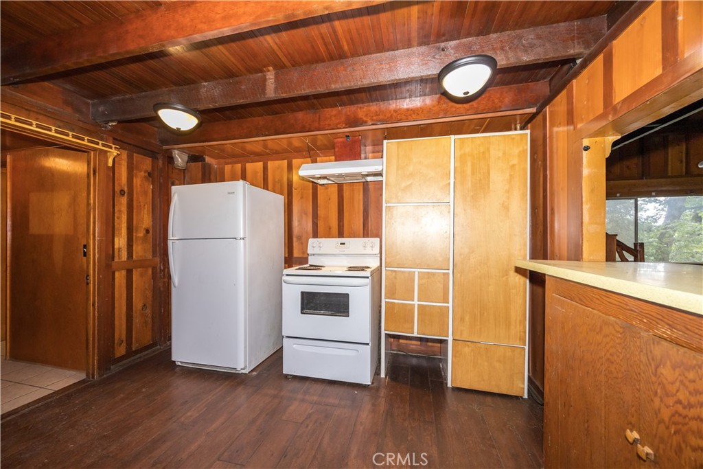 21855 Lakeland View Property Photo 19
