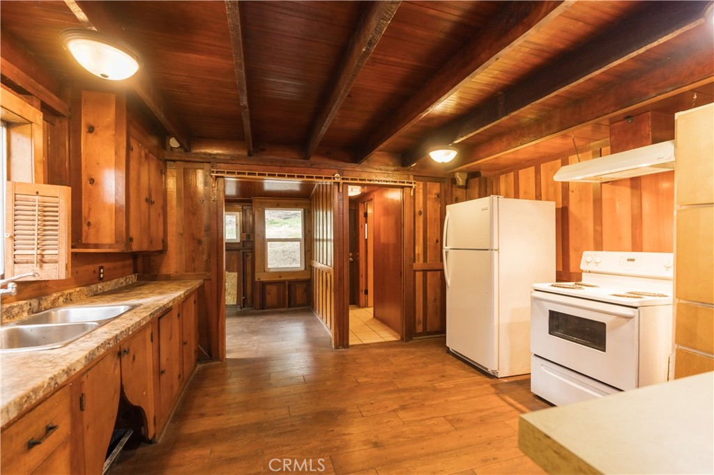 21855 Lakeland View Property Photo 22
