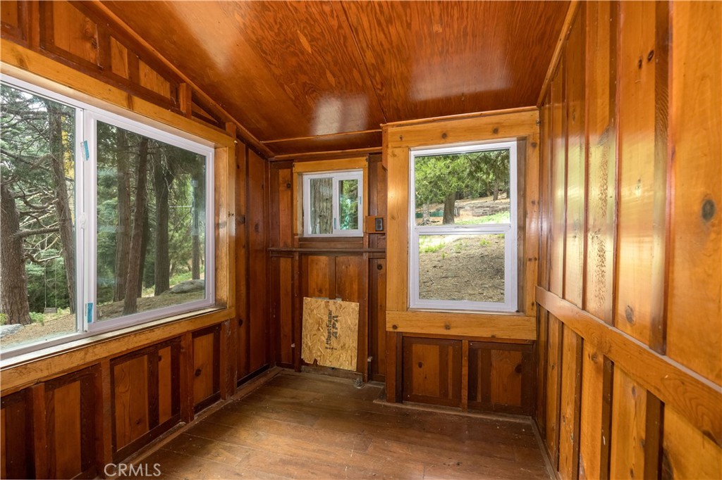 21855 Lakeland View Property Photo 23