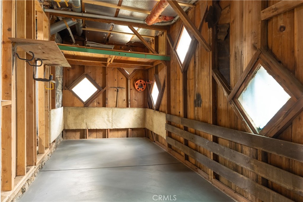 21855 Lakeland View Property Photo 33