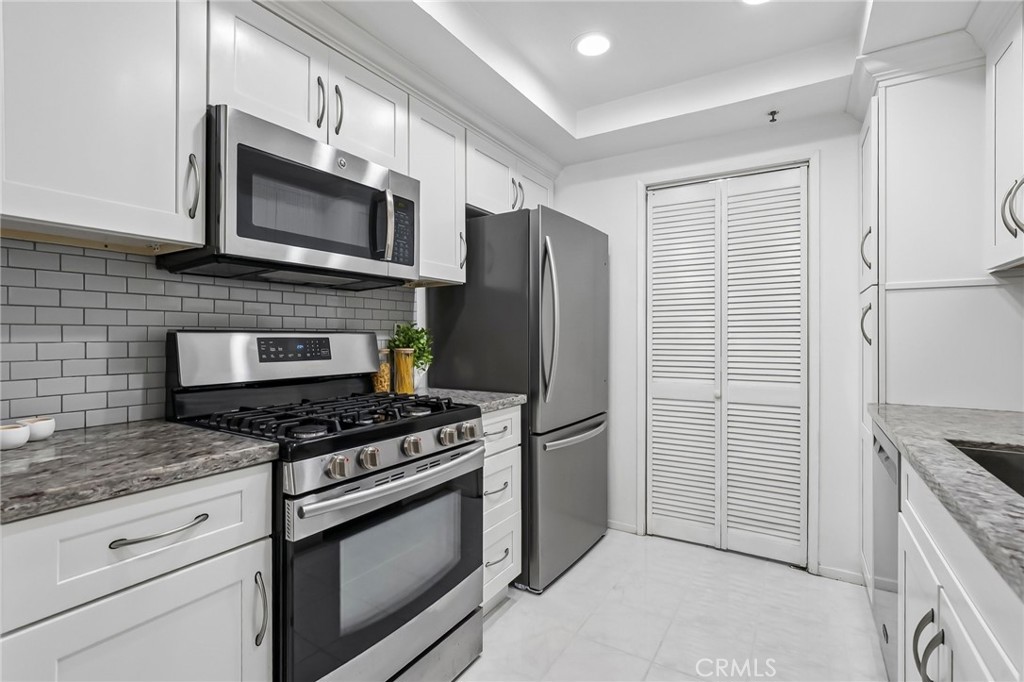 17722 Sergio Circle 102 Property Photo 11