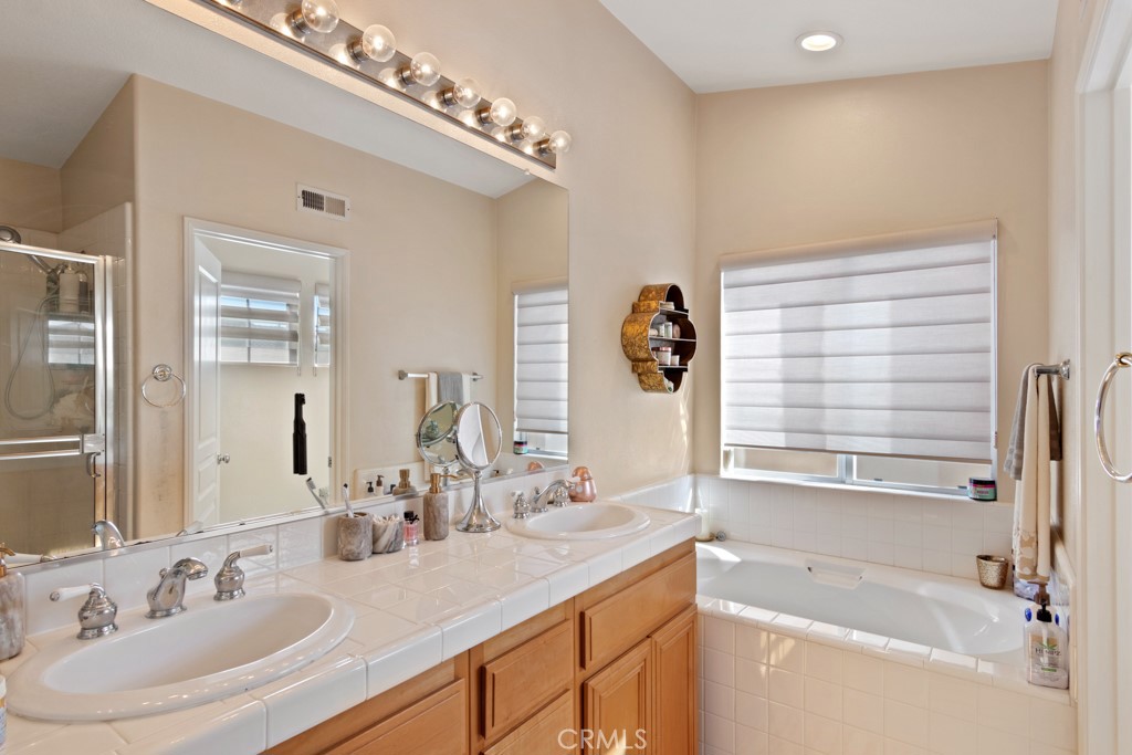 30 Altezza Property Photo 23