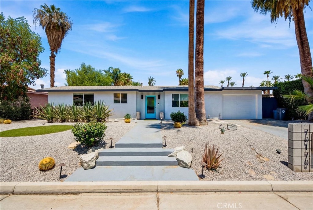 70170 Sun Valley Property Photo 1