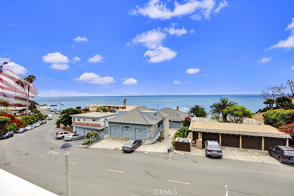 708 Cliff Drive Property Photo 1