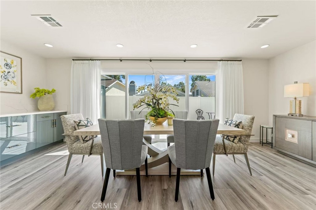 9 Southampton Property Photo 15