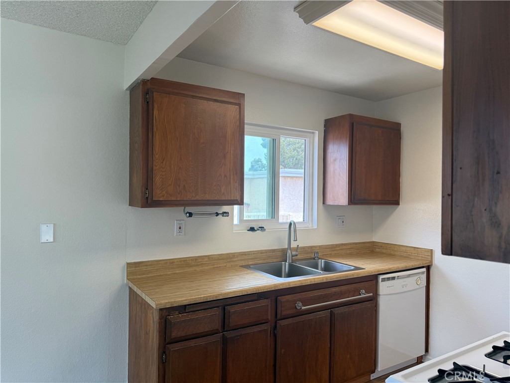 16662 Blanton Property Photo 21