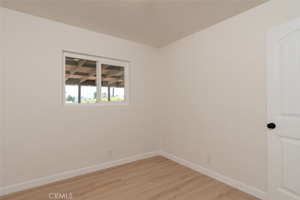 1935 S Broadway Property Photo 11
