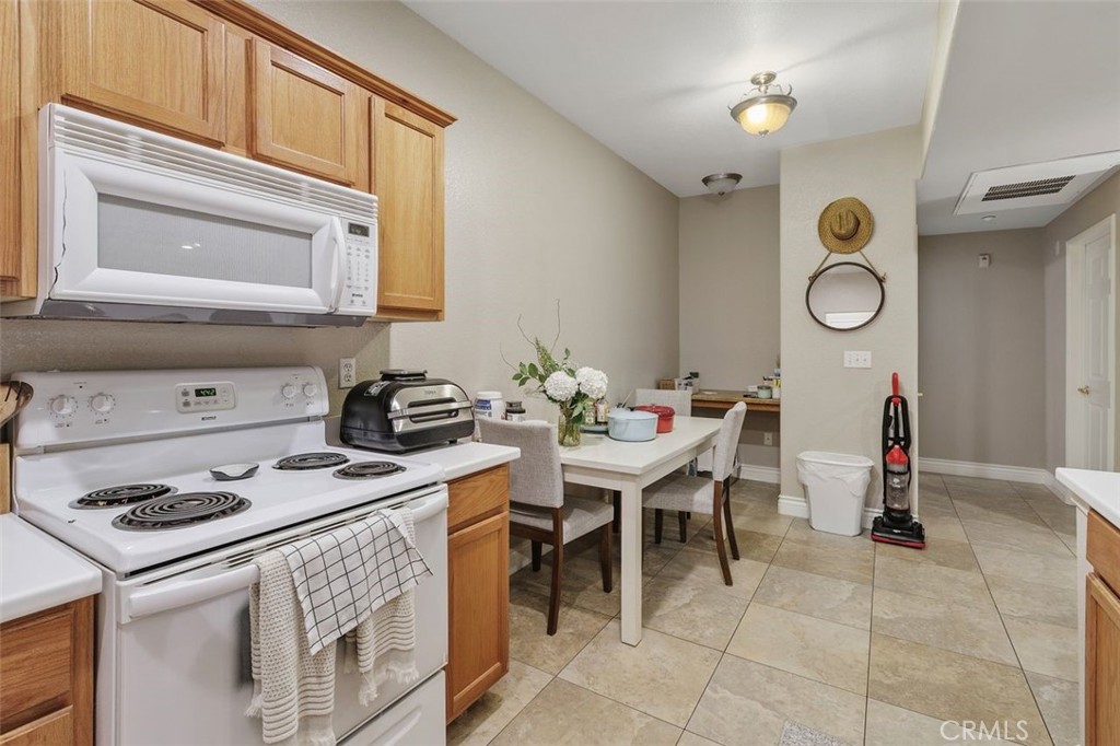 24909 Madison Avenue 1811 Property Photo 18