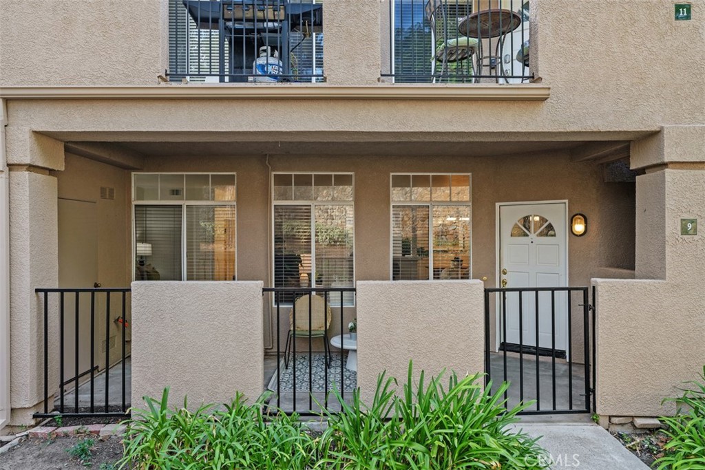 9 Cinnamon Teal Property Photo 2