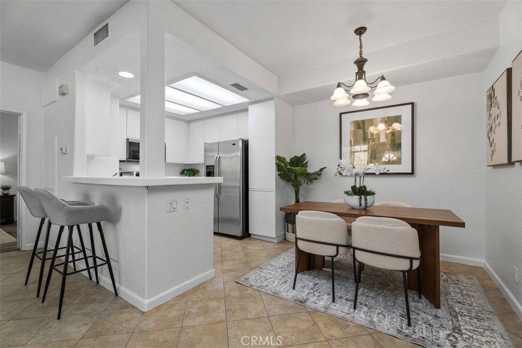 9 Cinnamon Teal Property Photo 8