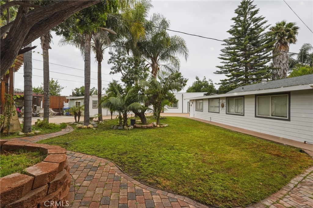 24092 Gemwood Drive Property Photo 5