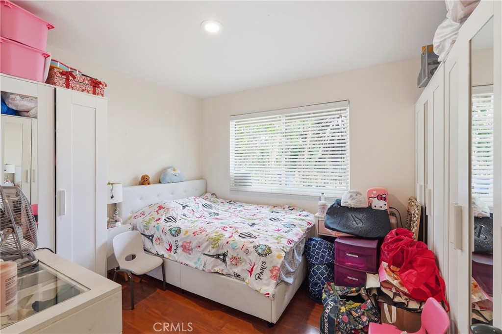 24092 Gemwood Drive Property Photo 9