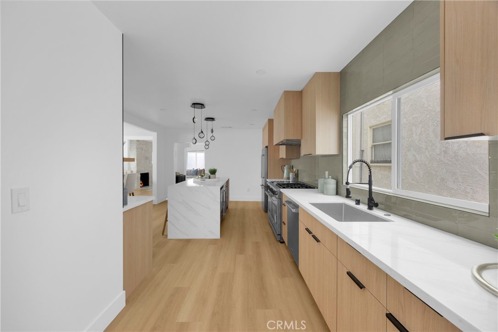 40 Claremont Property Photo 12