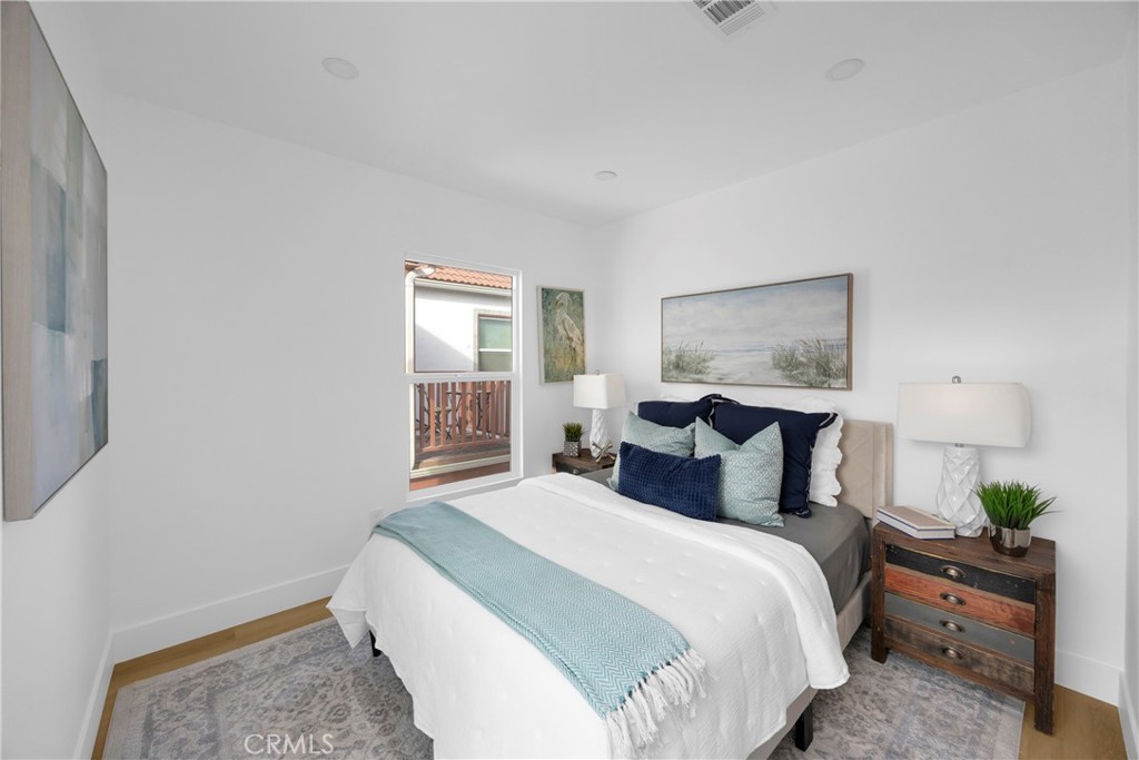 40 Claremont Property Photo 28