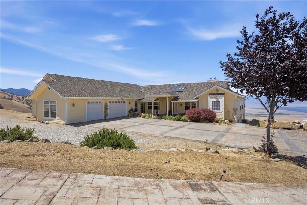 18211 Morgan Court Property Photo 2