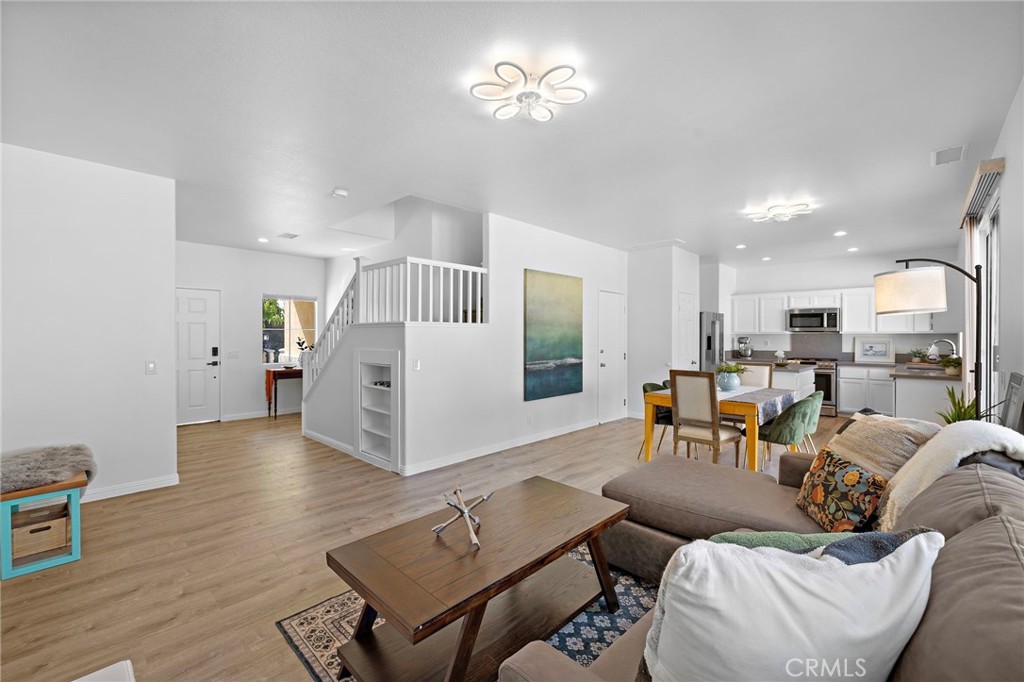 23 Amoret Property Photo 8