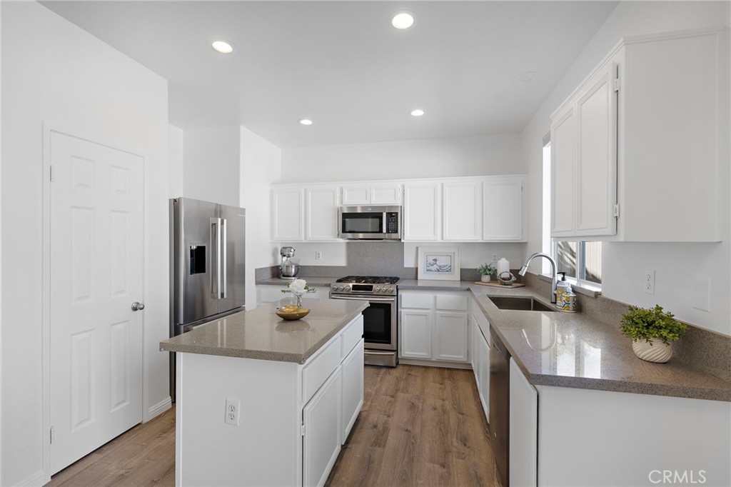 23 Amoret Property Photo 12