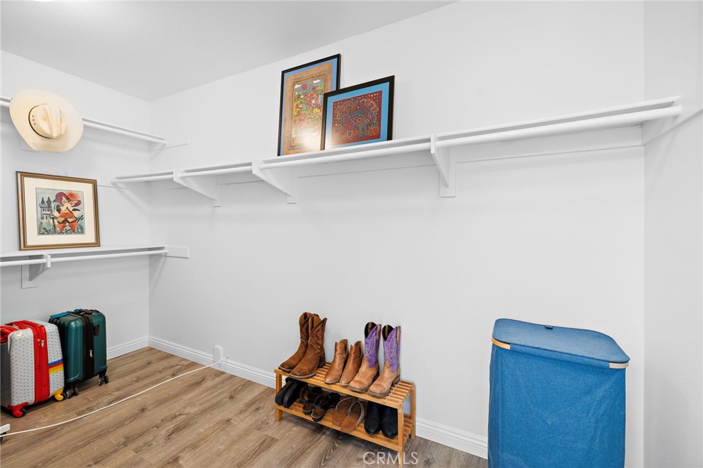 23 Amoret Property Photo 25