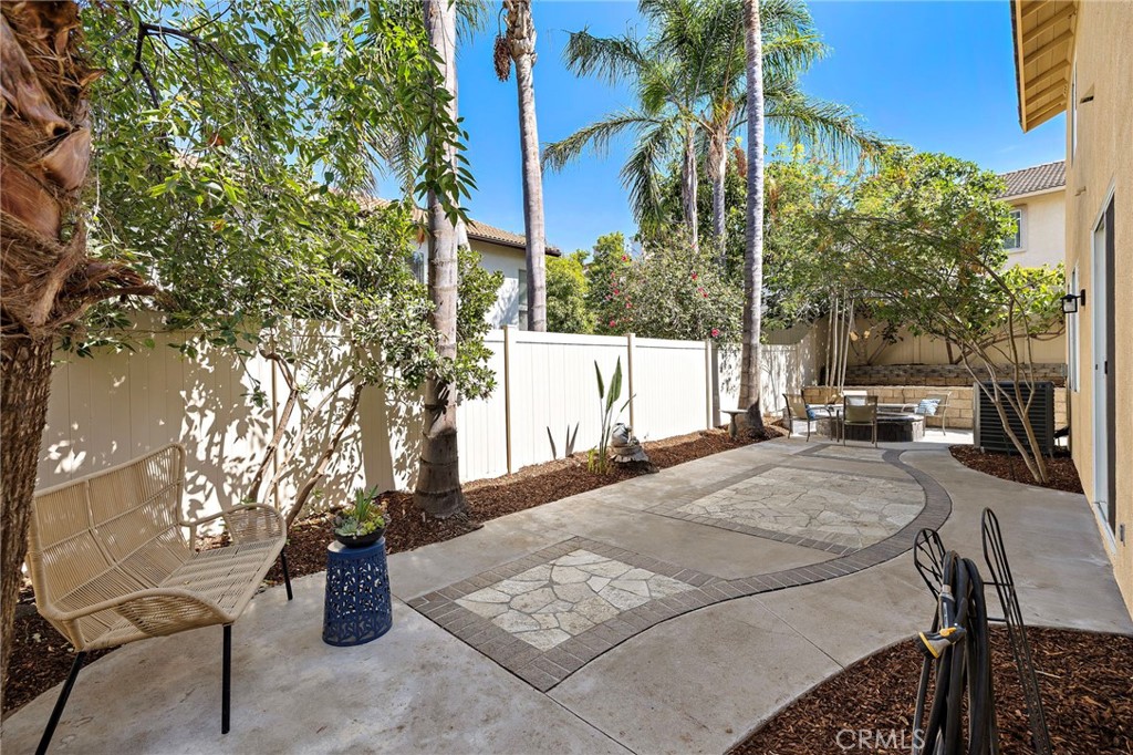 23 Amoret Property Photo 29