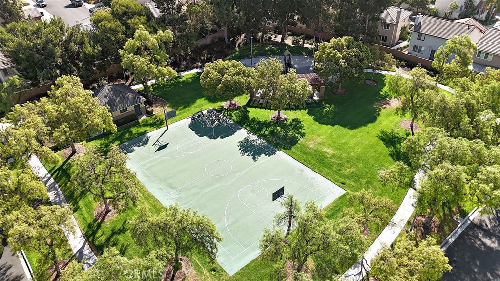 23 Amoret Property Photo 34
