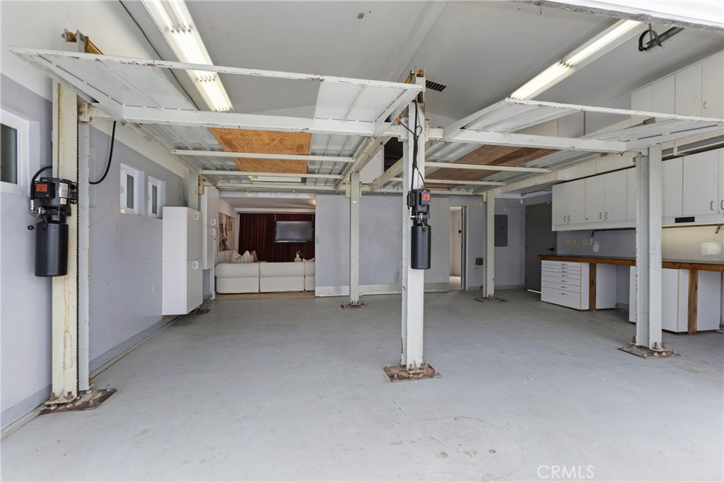 394 Magnolia Street Property Photo 64