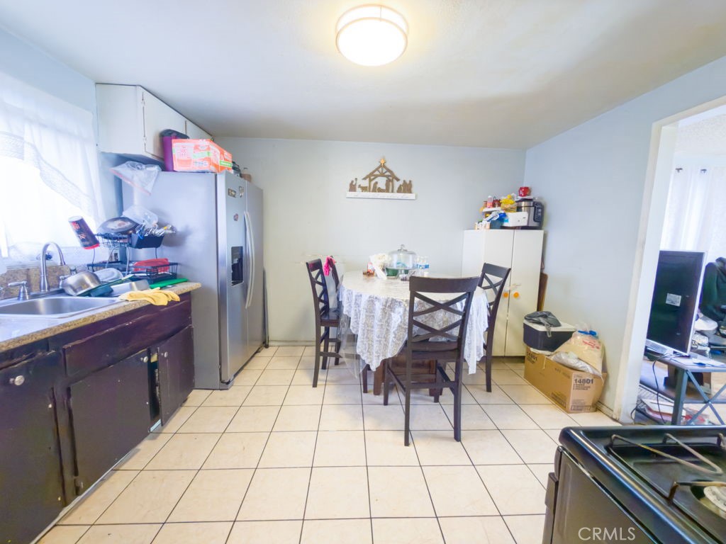 245 W 73rd Property Photo 10