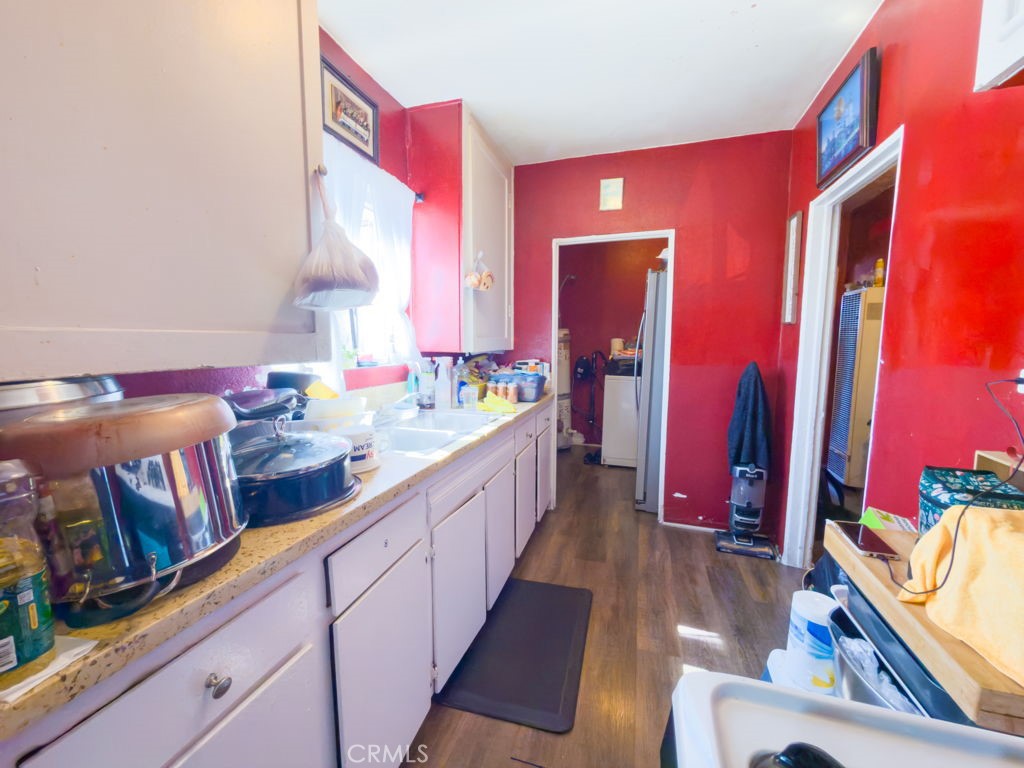 245 W 73rd Property Photo 31
