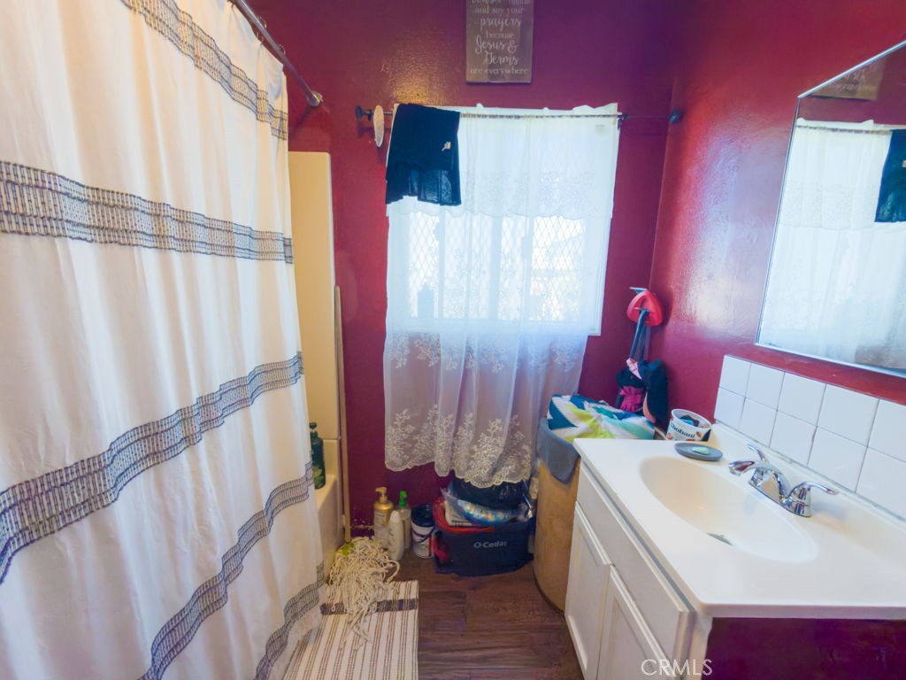 245 W 73rd Property Photo 34