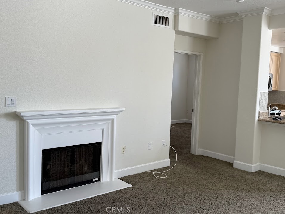 2341 Watermarke Place Property Photo 9