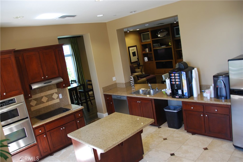 2341 Watermarke Place Property Photo 33