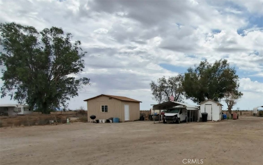 5631 Colorado River Road Property Photo 1