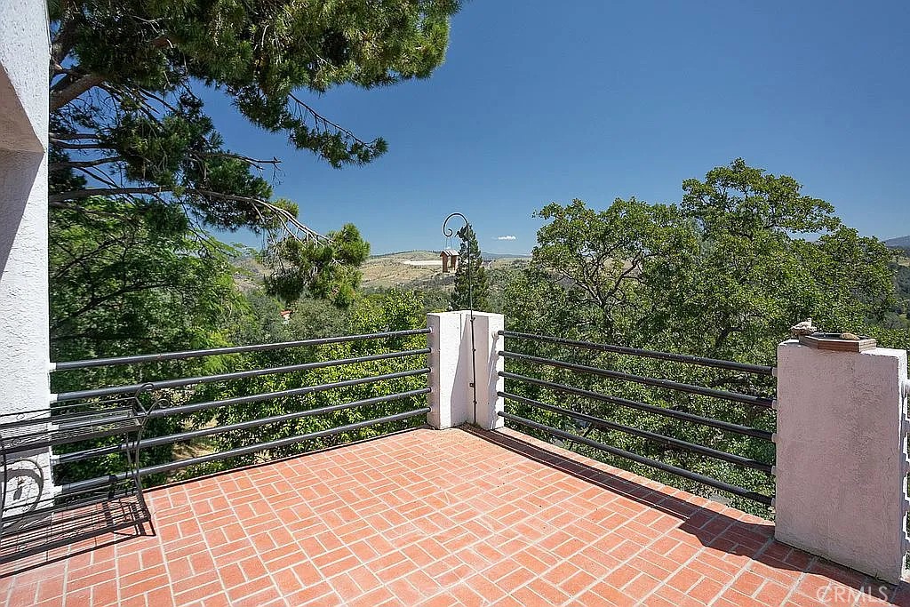 4 Lemon Hill Court Property Photo 45