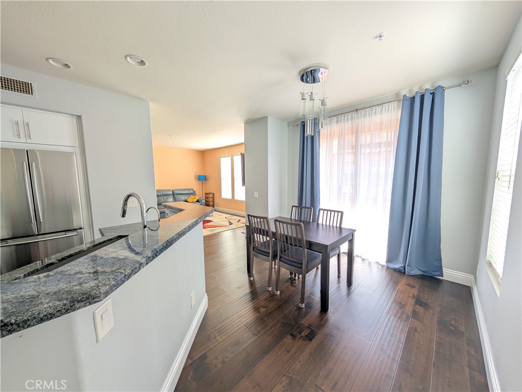 52 Marcilla Property Photo 4