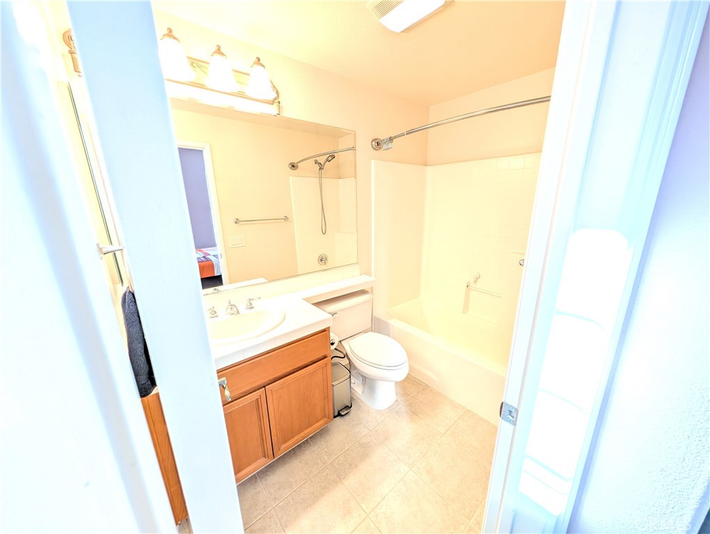 52 Marcilla Property Photo 19