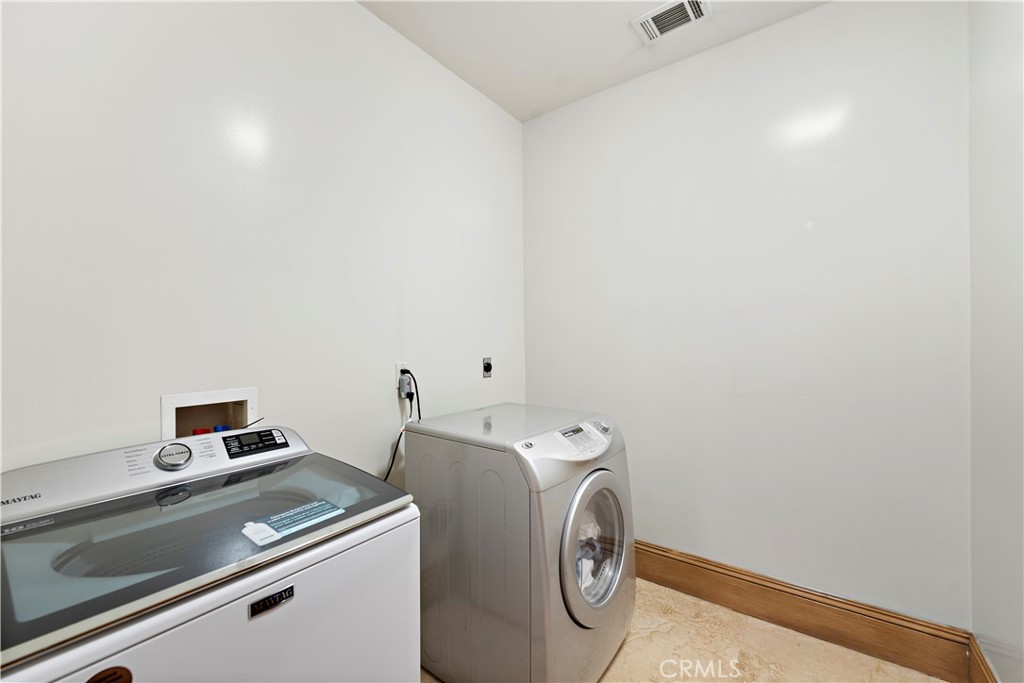514 Westminster Property Photo 56