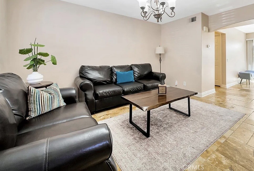 34 Santa Monica Property Photo 6