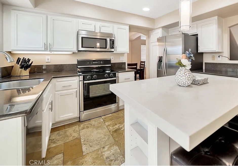 34 Santa Monica Property Photo 12