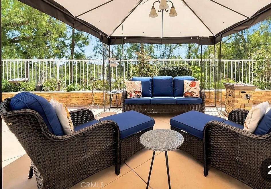34 Santa Monica Property Photo 21