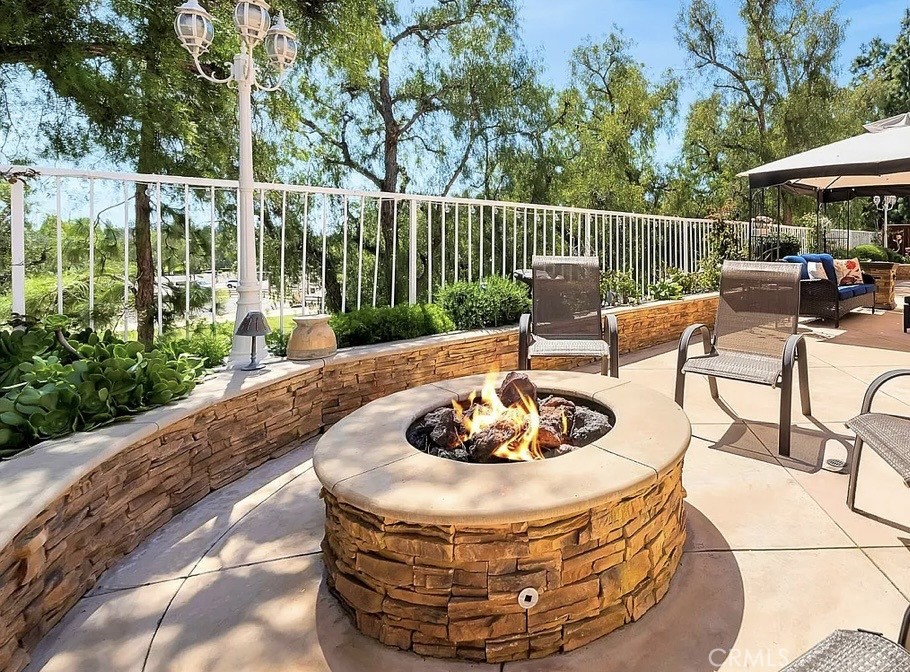 34 Santa Monica Property Photo 23