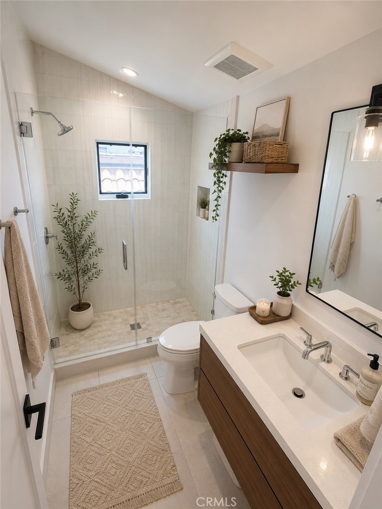 428 1/2 Fernleaf Property Photo 13