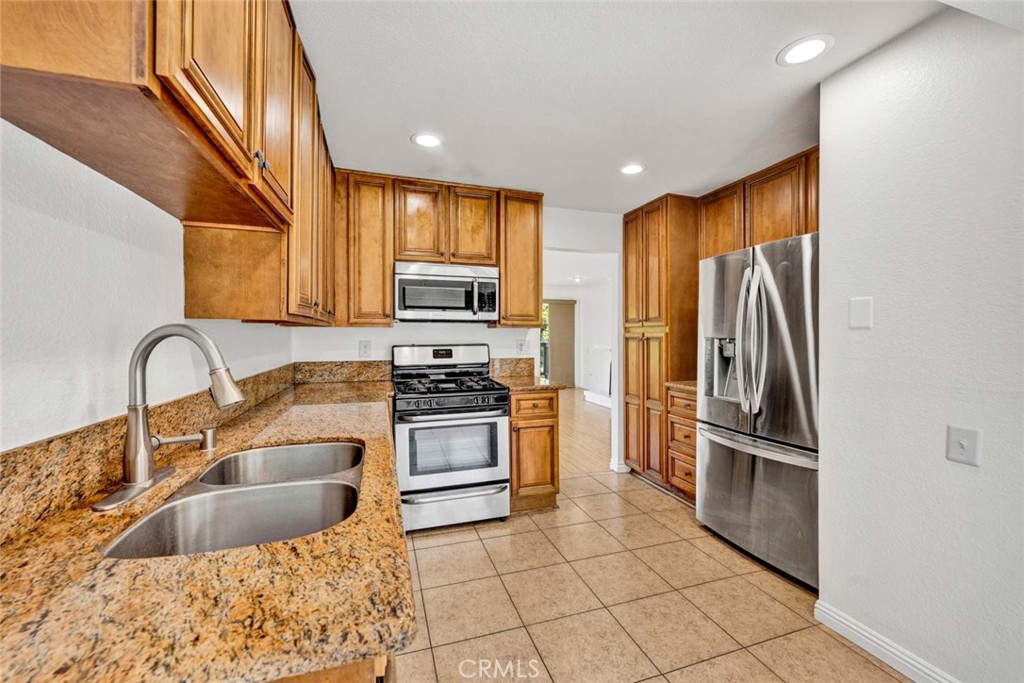 23432 Caminito Salado Property Photo 10