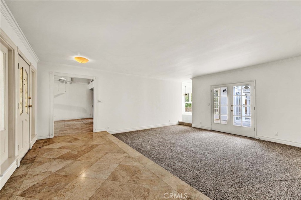 18922 Gregory Lane Property Photo 5