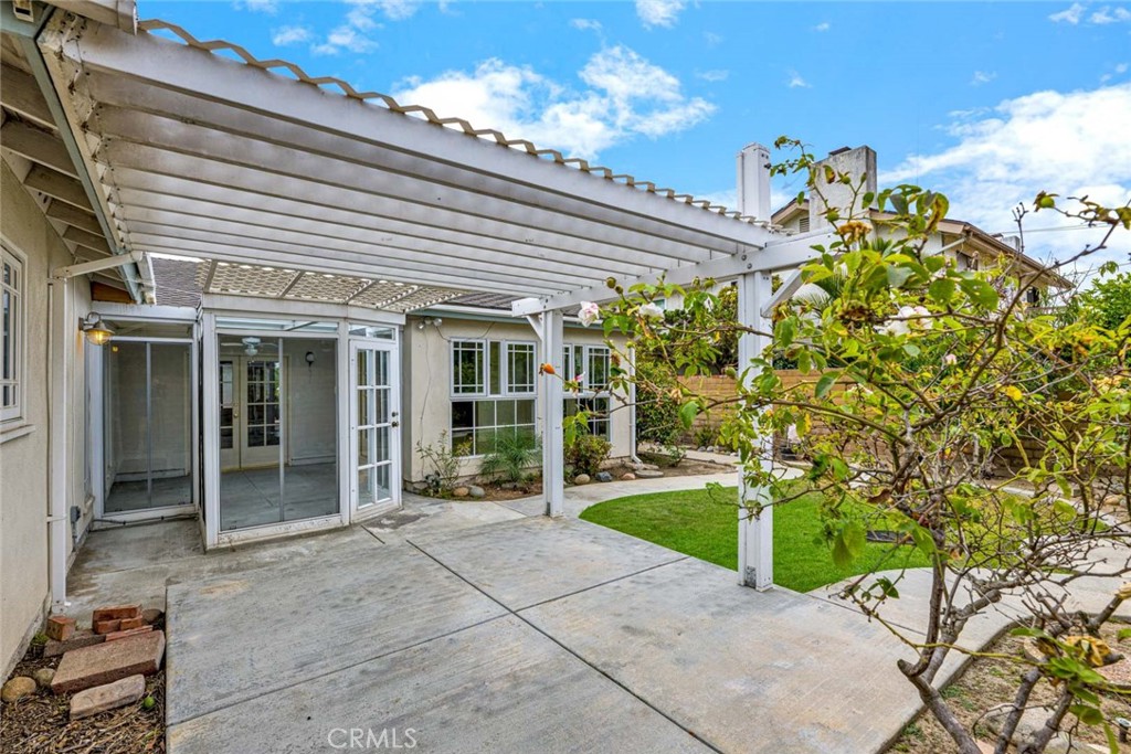 18922 Gregory Lane Property Photo 27